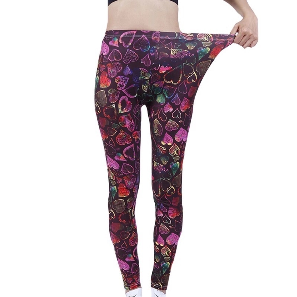 𝅺UNBRANDED heart leggings Medium  read measurements A-14